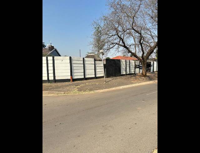 0 BEDROOM HOUSE FOR SALE IN RHODESFIELD